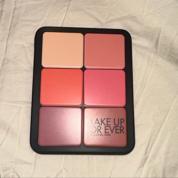 Makeup forever pallets color dark